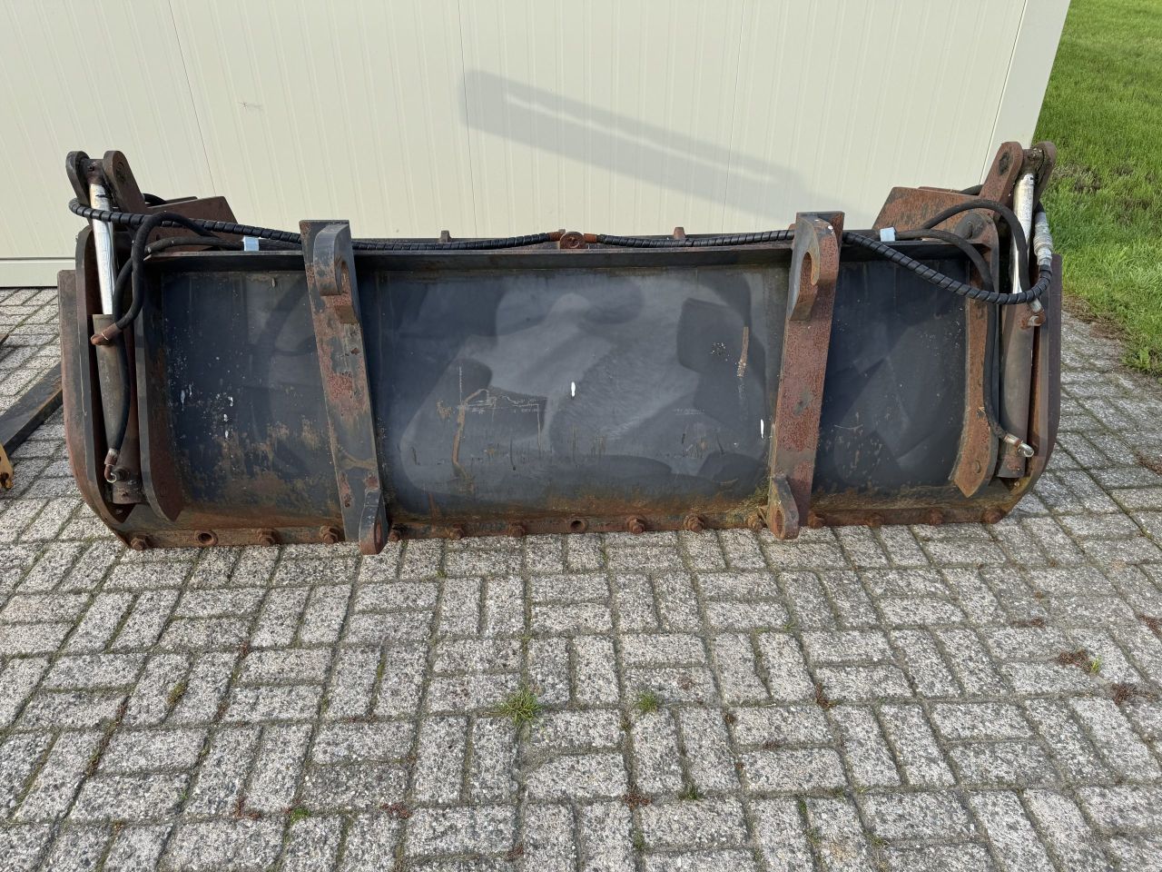 Mestriek Volvo aansluiting 240cm