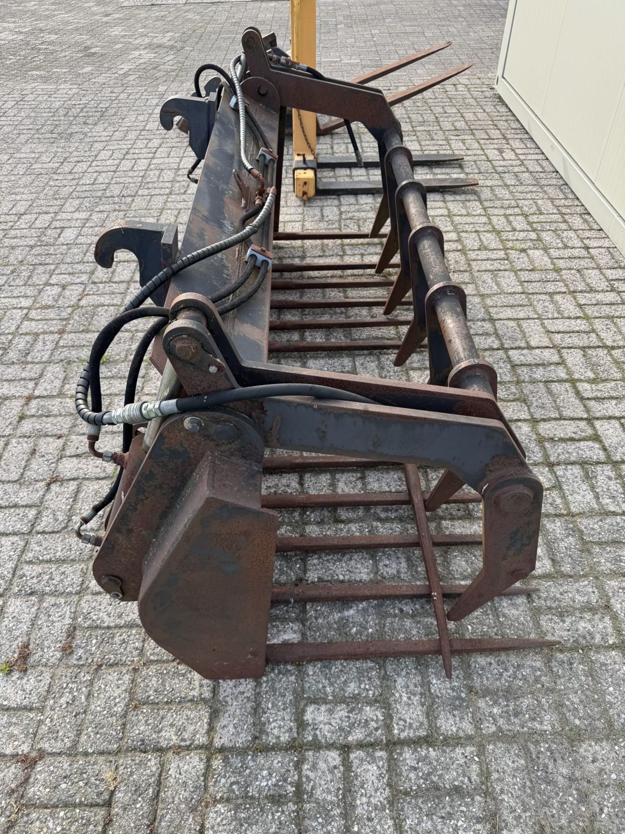 Mestriek Volvo aansluiting 240cm