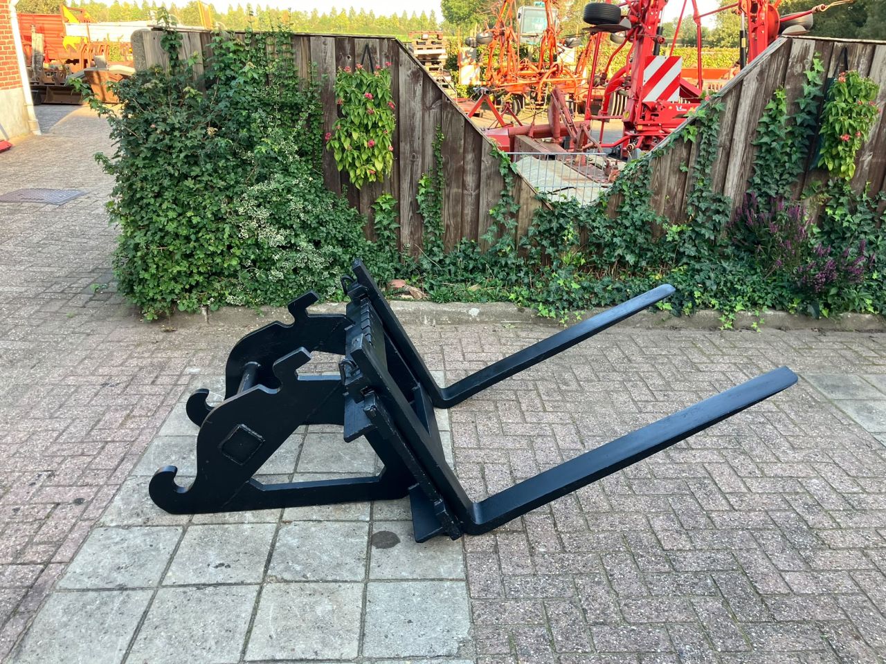 Eurosteel Palletvorken Cw 3 aansluiting Lepellengte 1.10 m