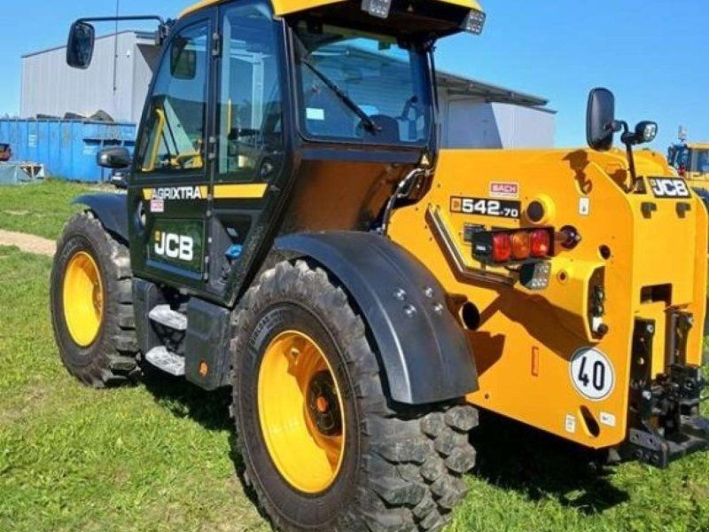 JCB 542-70