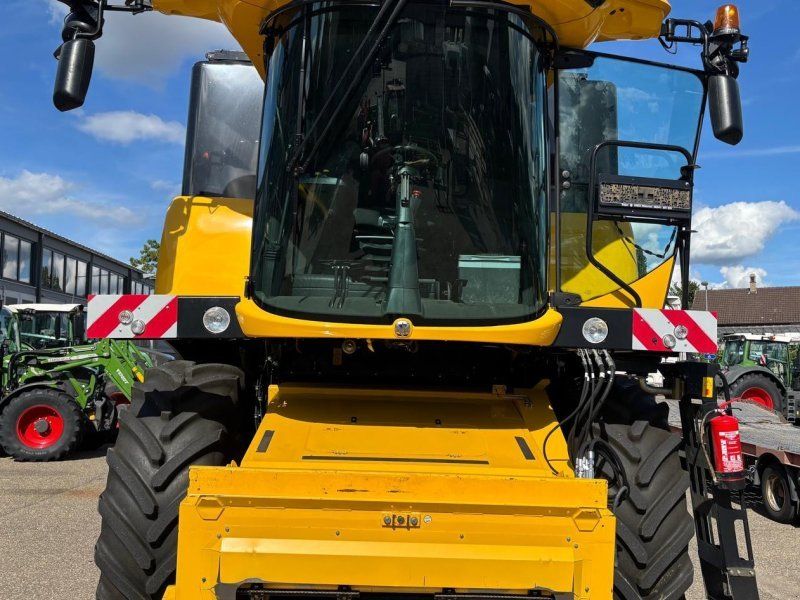 New Holland CH7.70 Stage V+ Schneidwerk 7,62 + BISO Schneidwerkswagen Profi