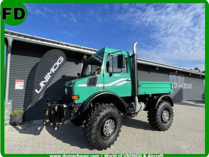 Mercedes-Benz Unimog U1600 Agrar mit Hochdach , Komforthydraulik , Zugschlitte