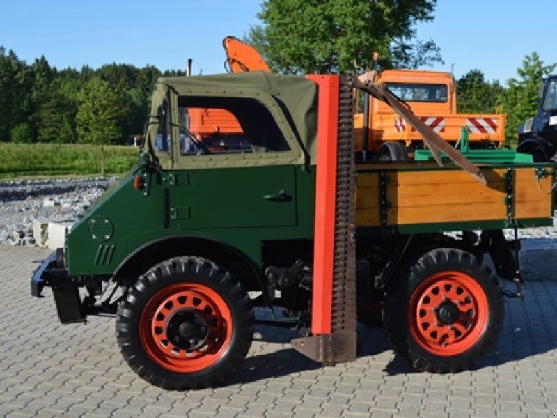 Mercedes-Benz Unimog 2010 Cabrio , Restauriert, Bj. 1953 , incl. Mähwerk