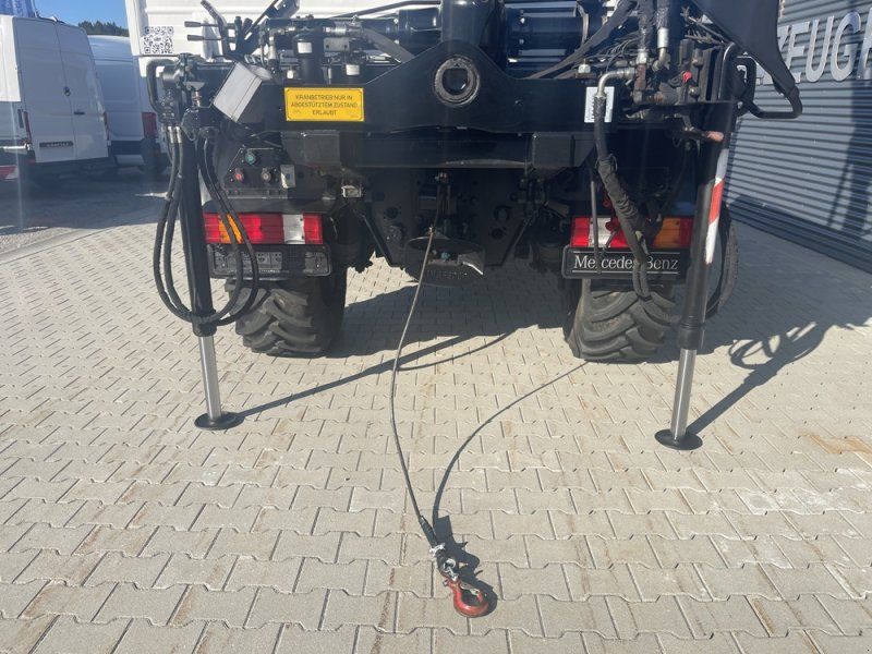 Mercedes-Benz Unimog U400 mit Mega Ausstattung, Kran, Seilwinde, Kipper, Zapfw
