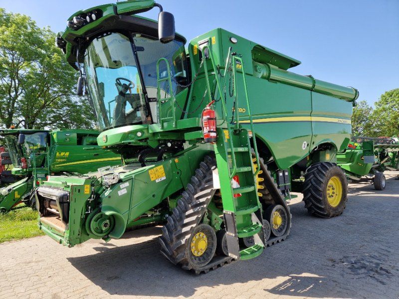 John Deere S780 Raupe