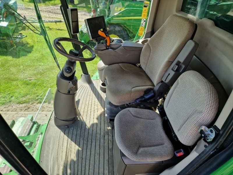 John Deere S780 Raupe
