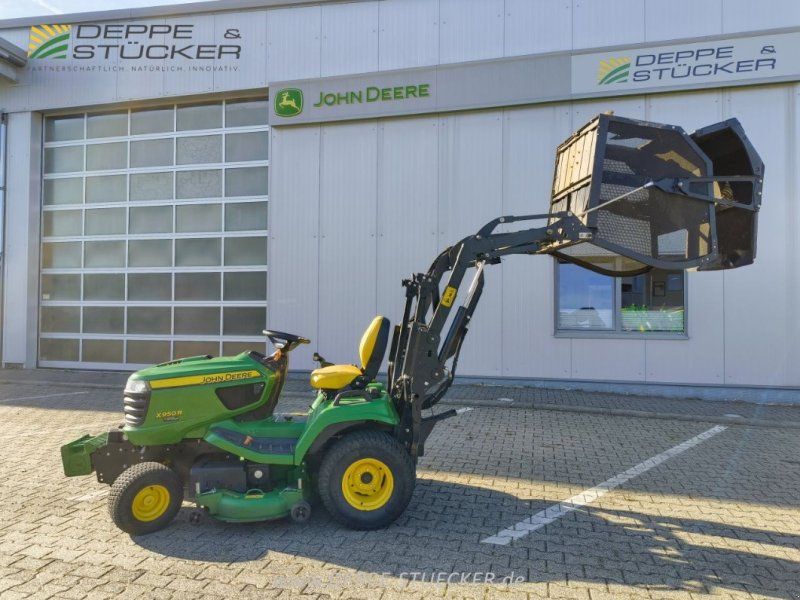 John Deere X950R mit Hochentleerung