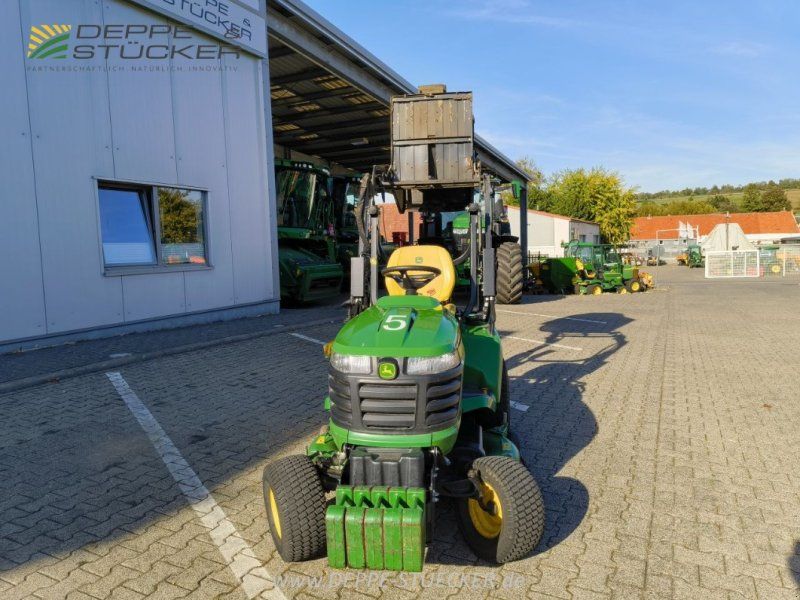 John Deere X950R mit Hochentleerung