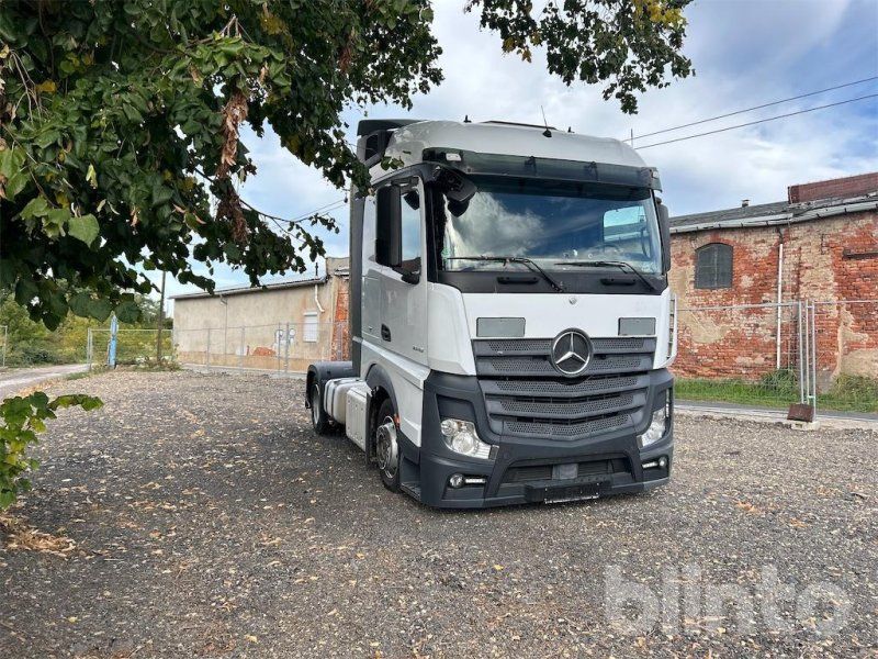 Mercedes-Benz Actros 1845