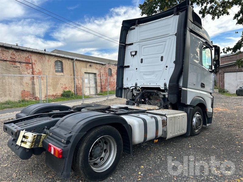 Mercedes-Benz Actros 1845