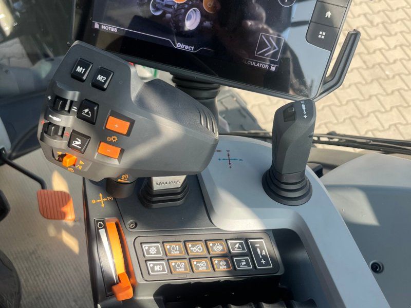 Valtra N175 D mit Rüfa und FK