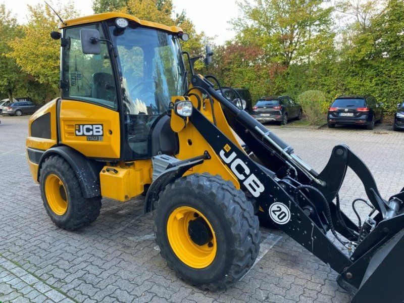 JCB 406 AGRI MIT SCHAUFEL