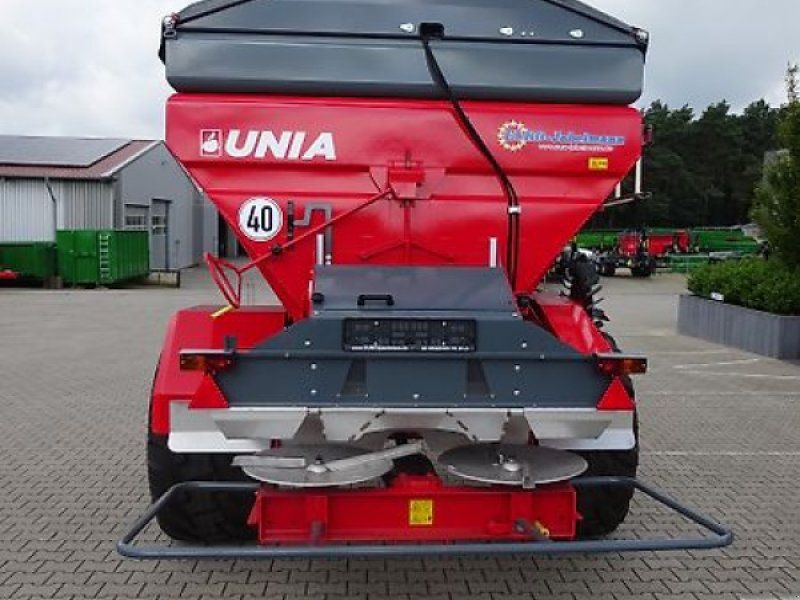 Unia RCW 60 Kalkstreuer Düngerstreuer 6000 L