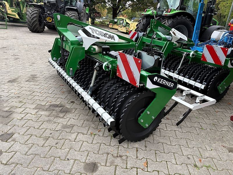 Kerner Toron T300