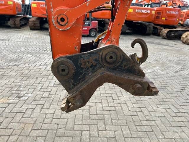 Fiat-Hitachi EX 165