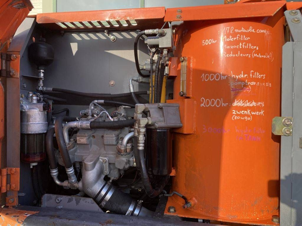 Hitachi ZX 180 LC-3