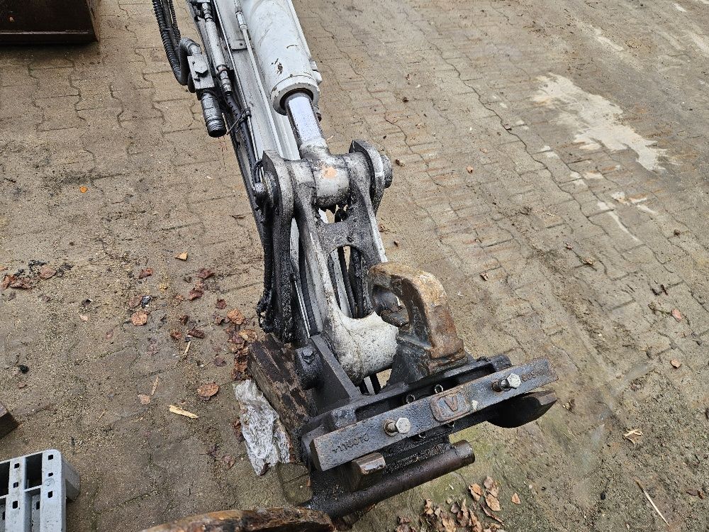 Complete giek van Takeuchi TB295W met lichte brandschade