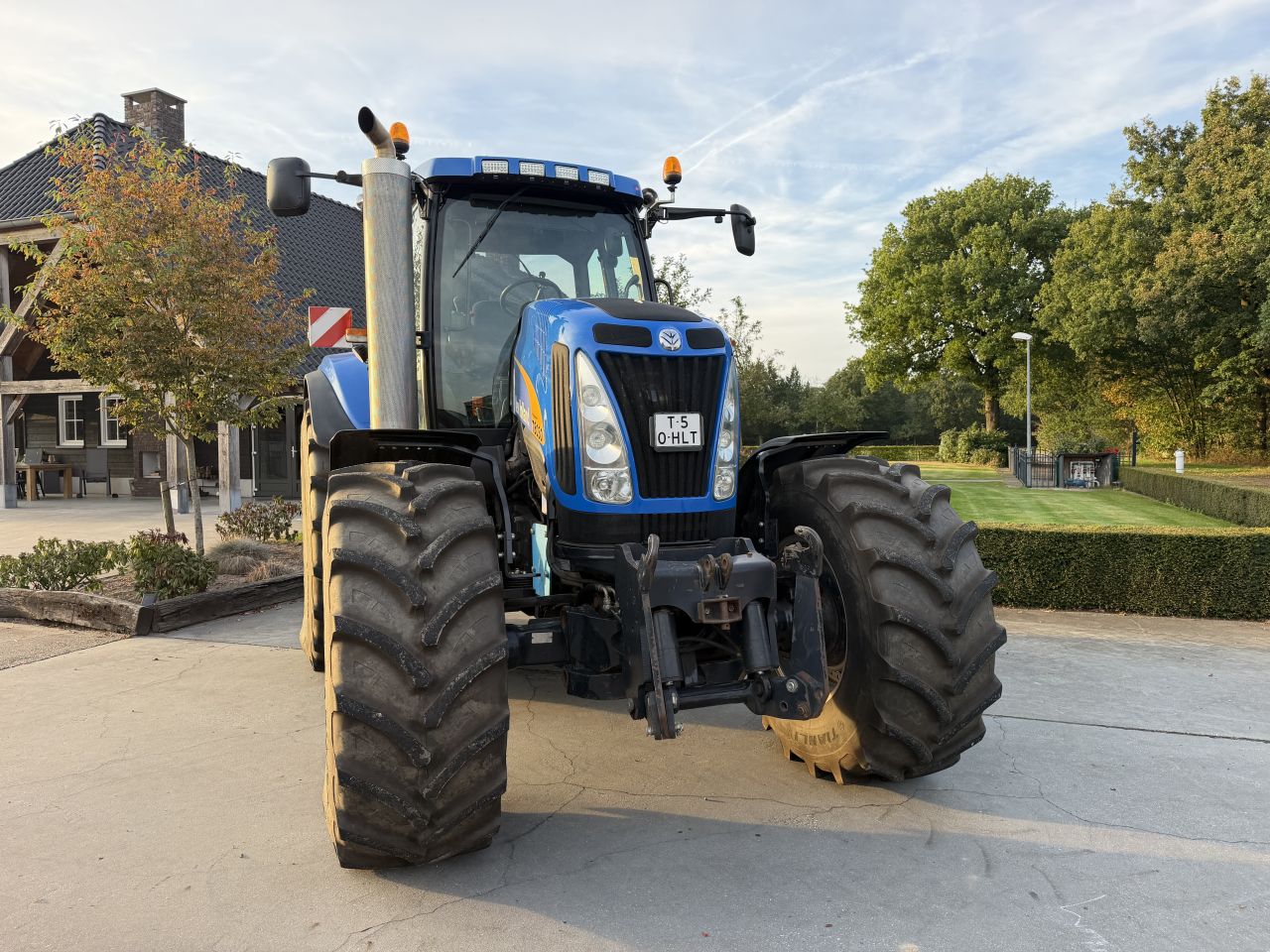 Nette New Holland T8030 powershift!