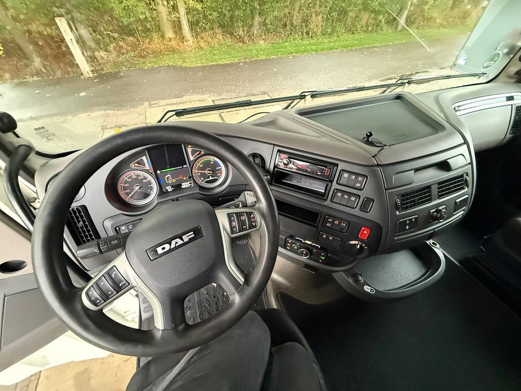 DAF XF 480 6X2 FTP Space Cab Midlift Standairco 468.352KM PTO-Prep NL Truck