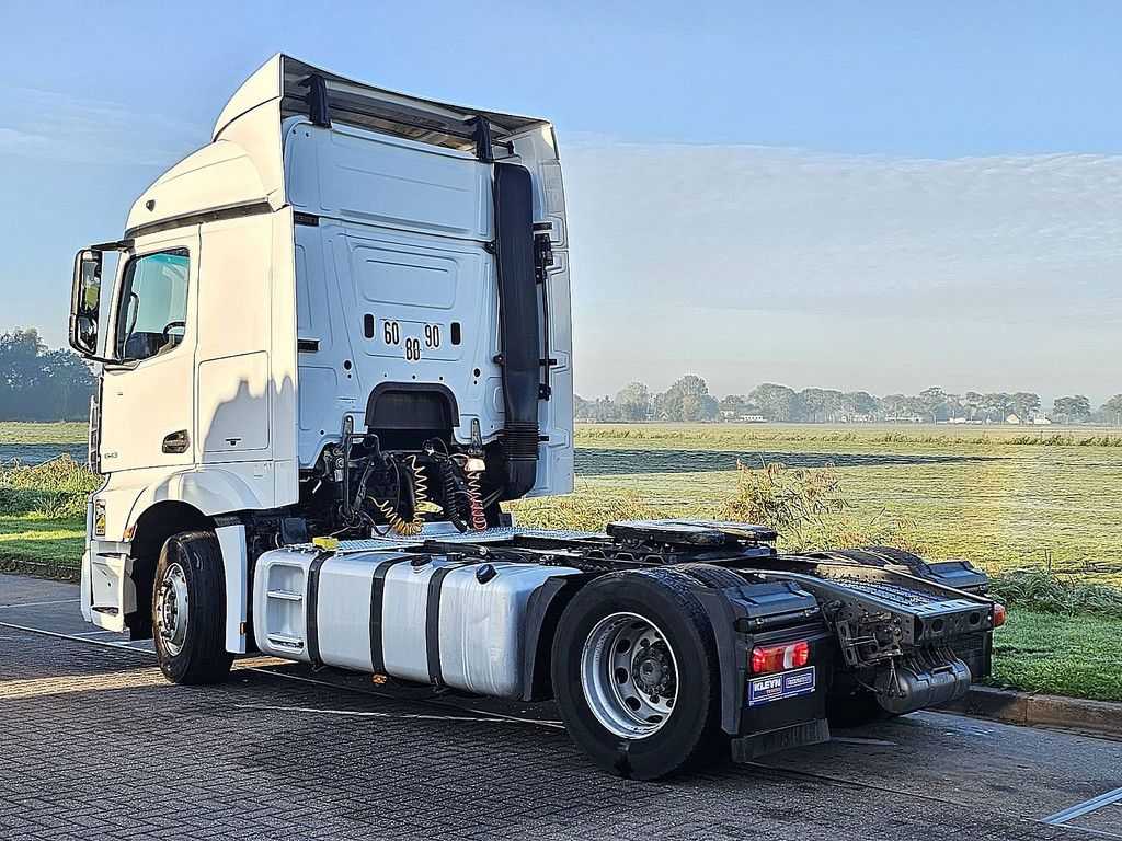 MERCEDES-BENZ ACTROS 1843