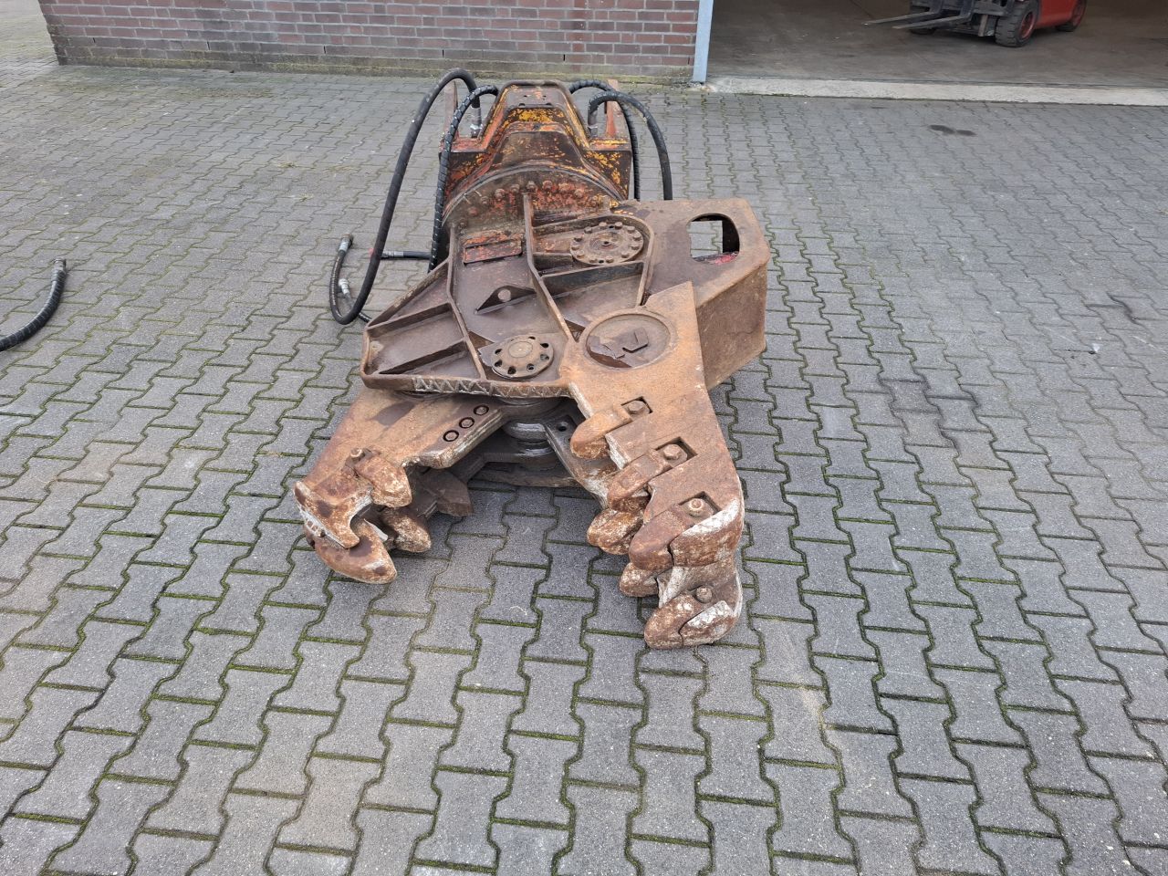 Furukawa sloophamer verachtert vergruizer cw 30