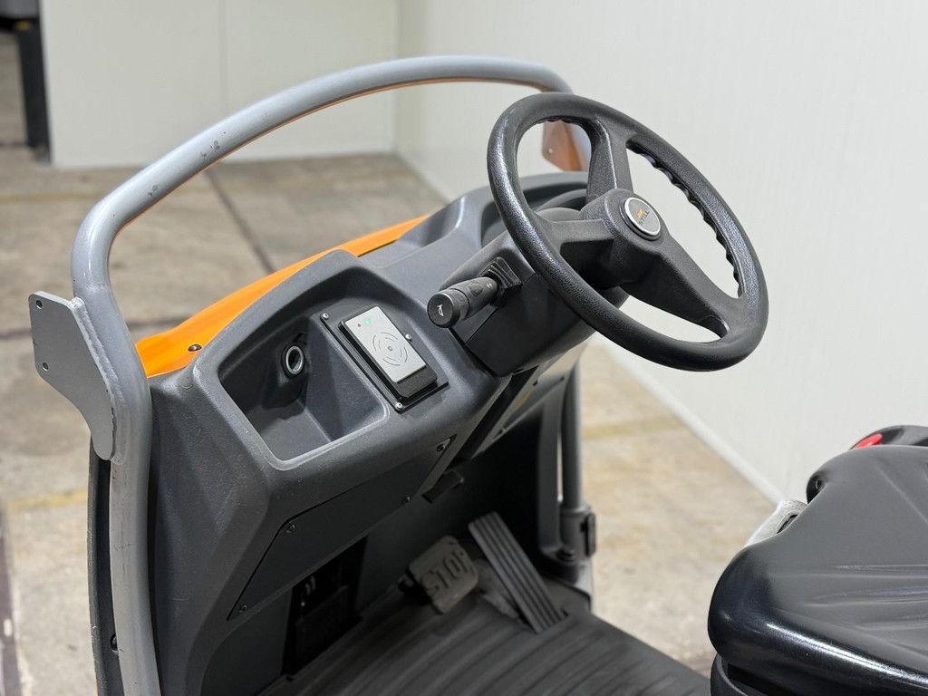 Still LTX70 HL1127