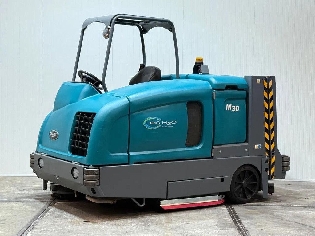 Tennant M30 LPG 2017 1800uu!! Veeg-Schrob-machine HL1026