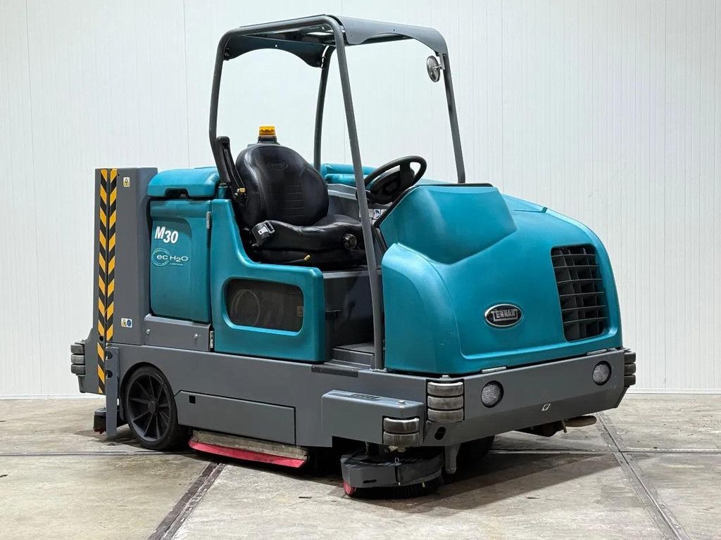 Tennant M30 LPG 2017 1800uu!! Veeg-Schrob-machine HL1026