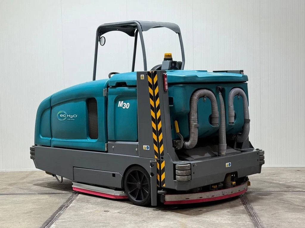 Tennant M30 LPG 2017 1800uu!! Veeg-Schrob-machine HL1026