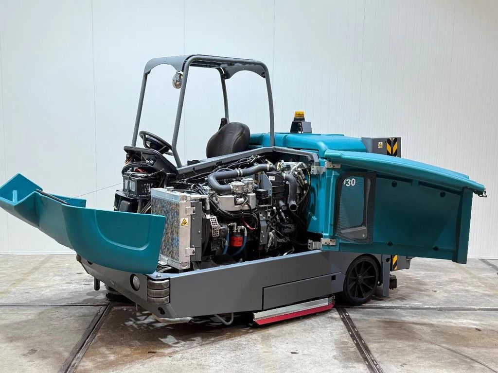 Tennant M30 LPG 2017 1800uu!! Veeg-Schrob-machine HL1026