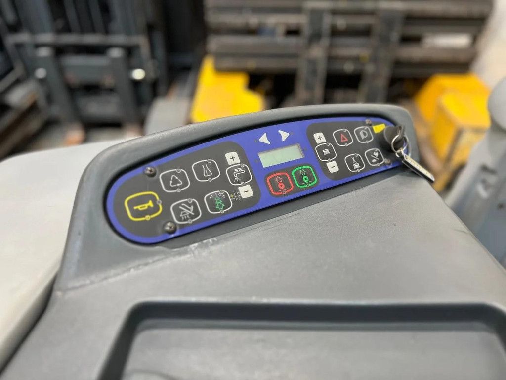 Nilfisk !! ER 1600 kubota diesel 2011 schrobmachine HL1046