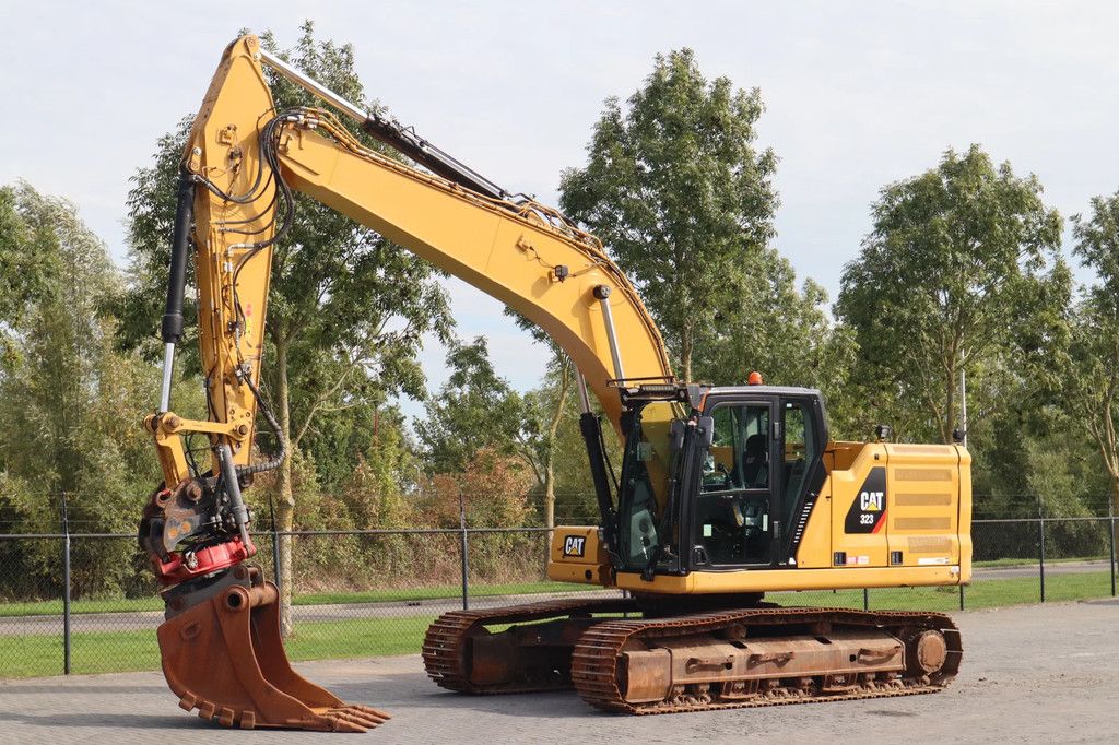 Caterpillar 323 07A | ROTOTILT | QUICK COUPLER | BUCKET