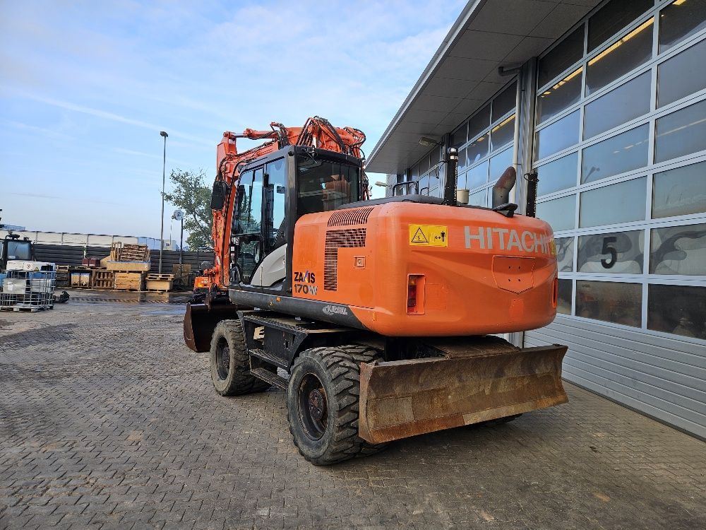 Hitachi ZX170W-5b