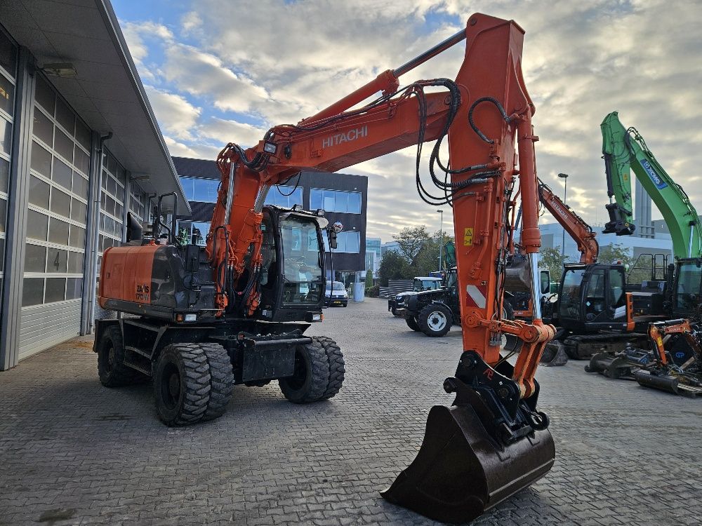 Hitachi ZX170W-5b