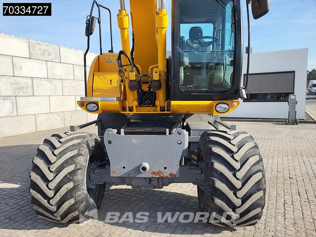 JCB JS145W Dutch Registration