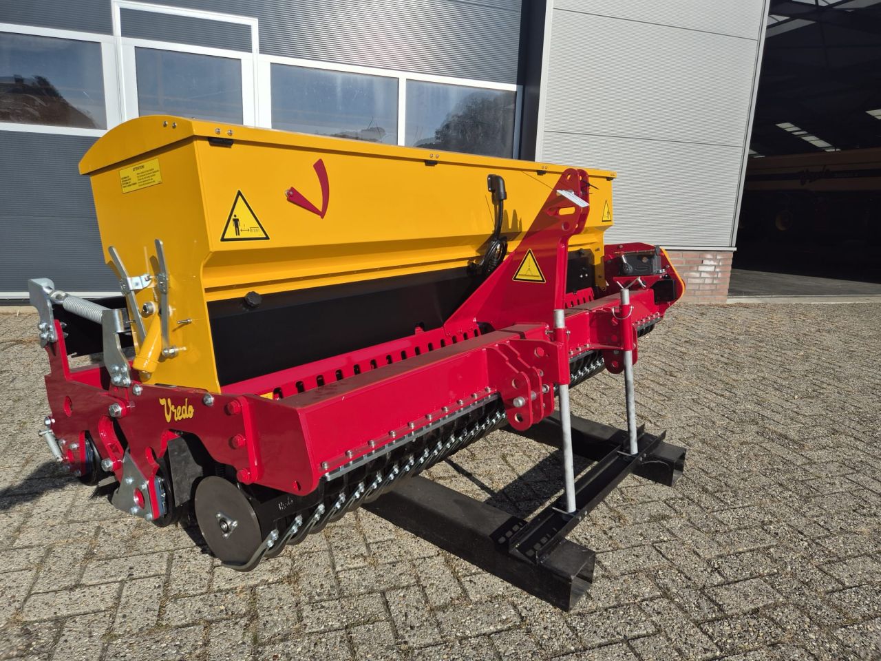 VREDO DZ5 Synergy Compact 220