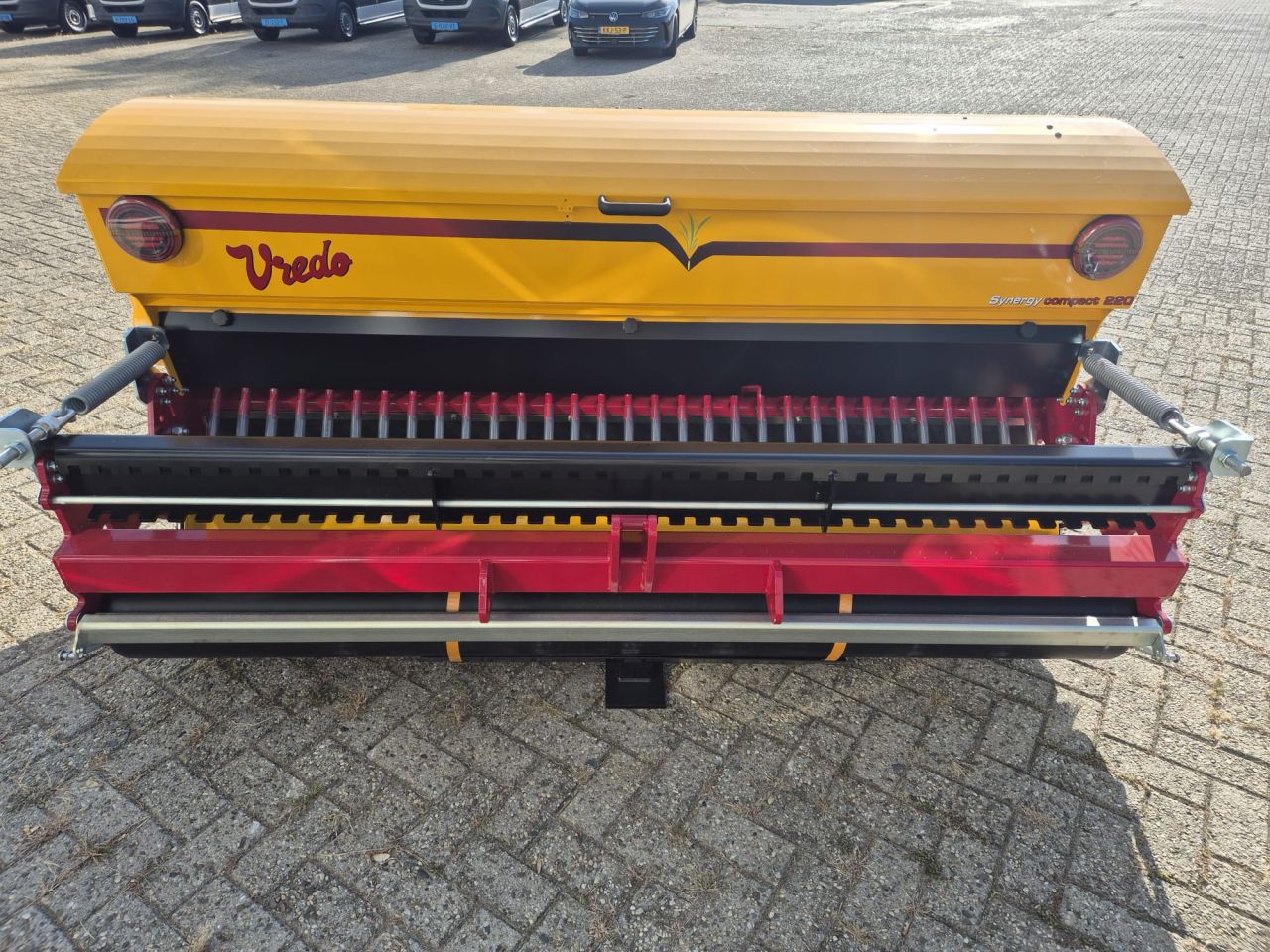 VREDO DZ5 Synergy Compact 220