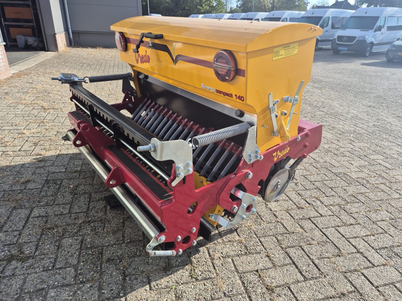 VREDO Synergy compact 140