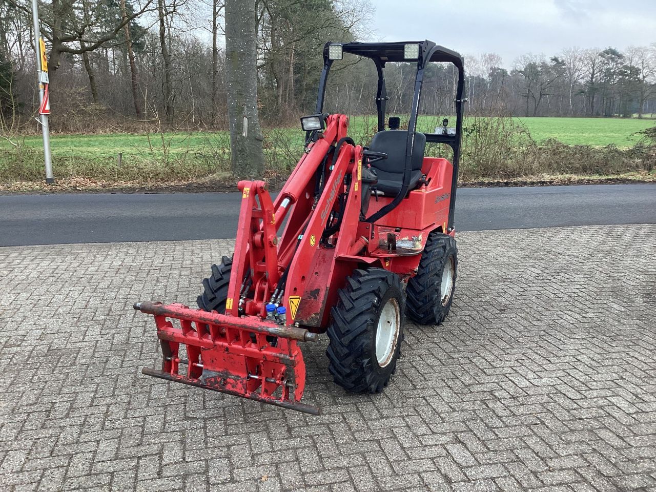 Schaffer 2033 shovel