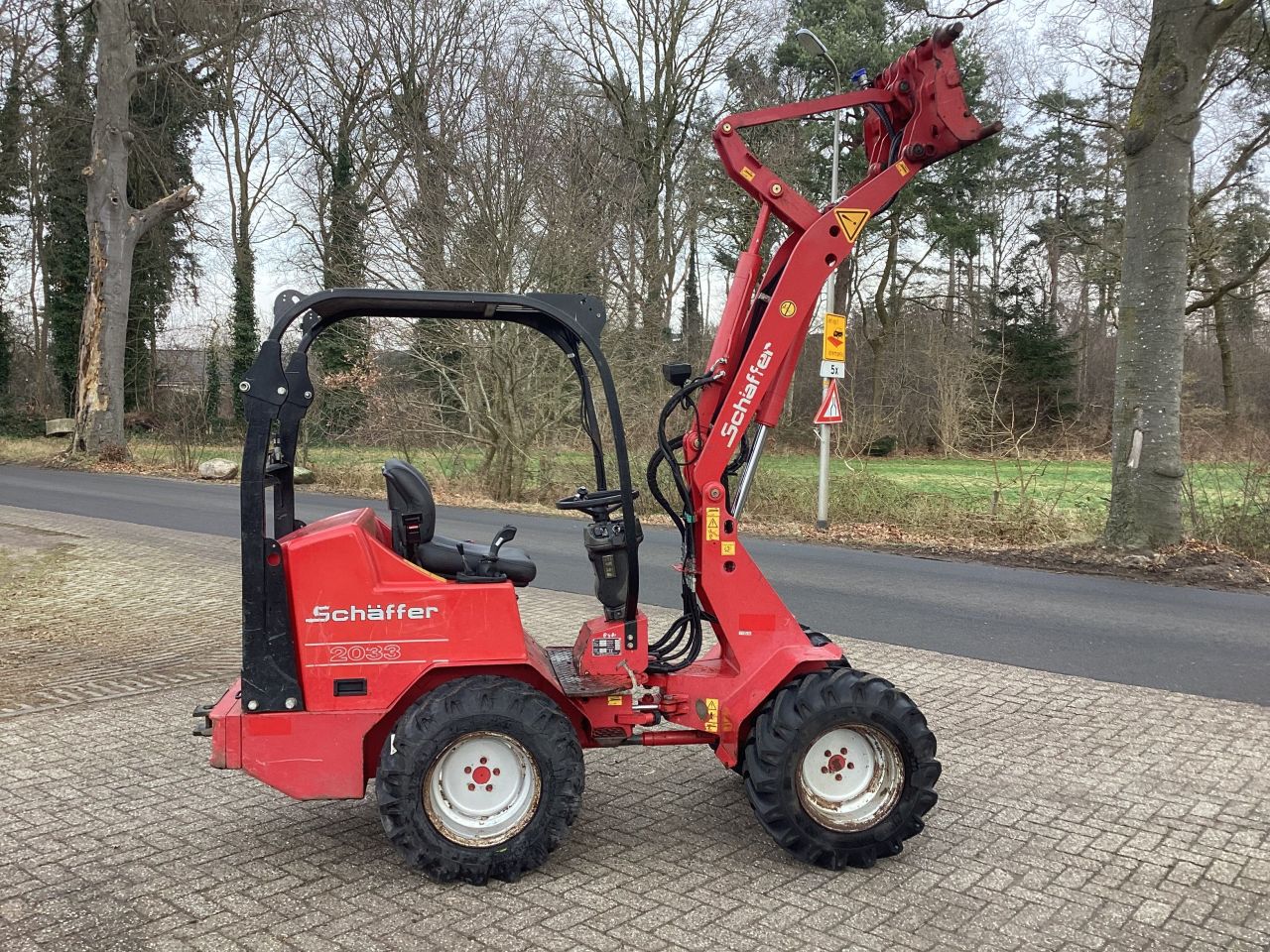 Schaffer 2033 shovel