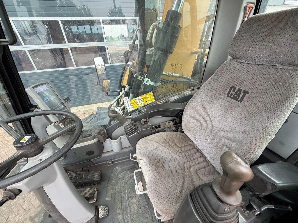 Caterpillar M313D