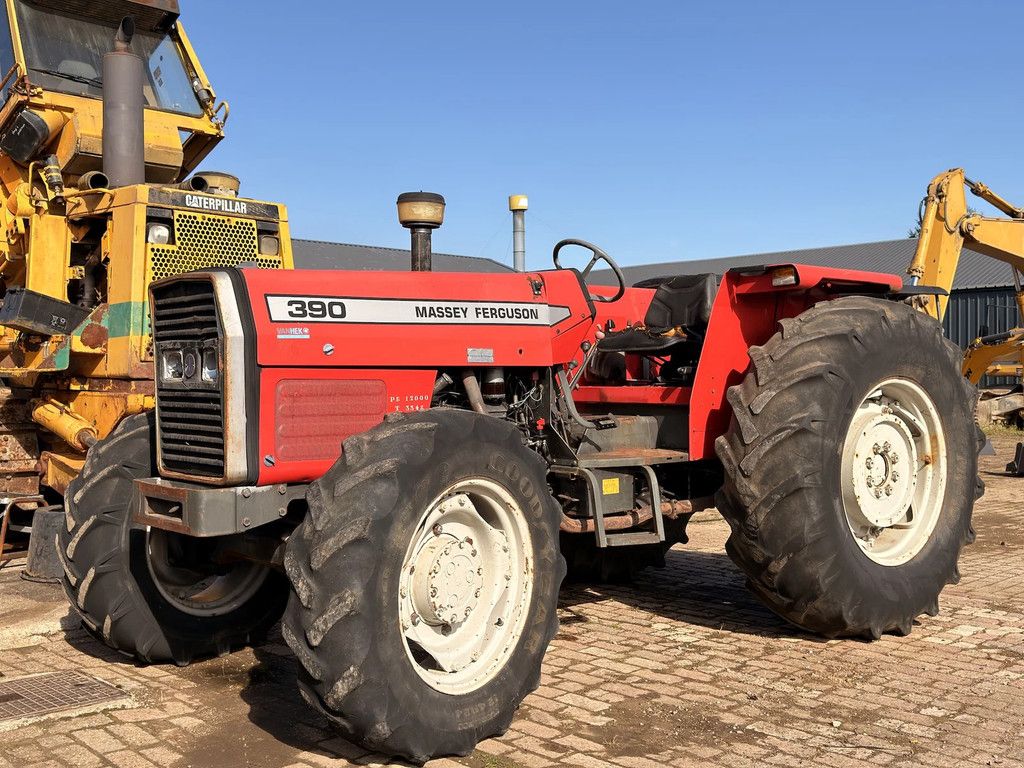 Massey Ferguson 390 4WD Tractor
