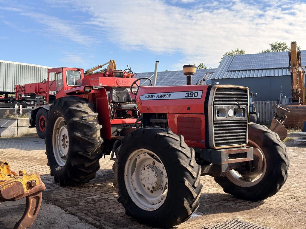 Massey Ferguson 390 4WD Tractor