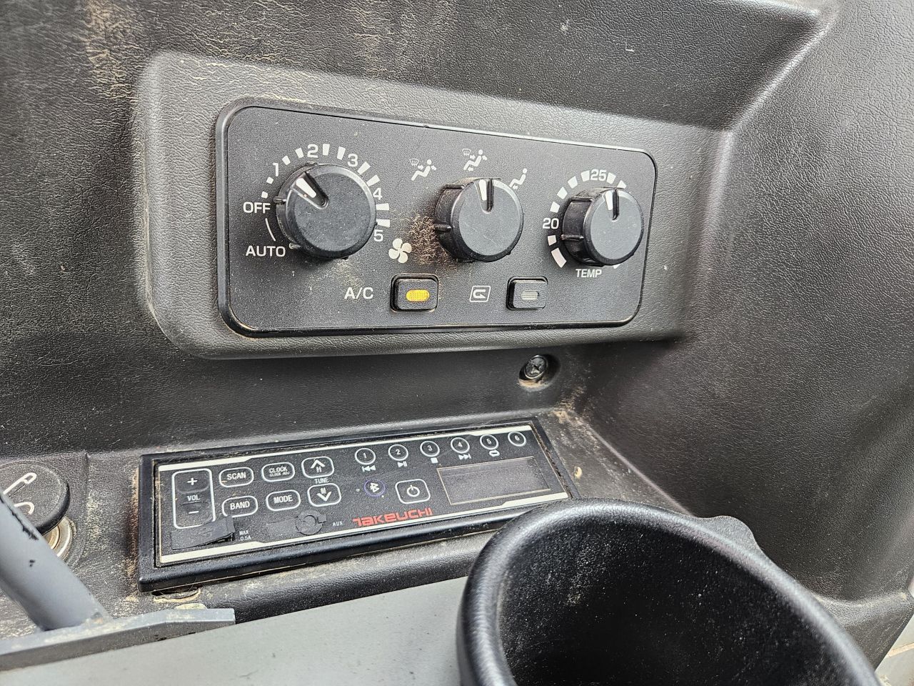 Takeuchi TB290