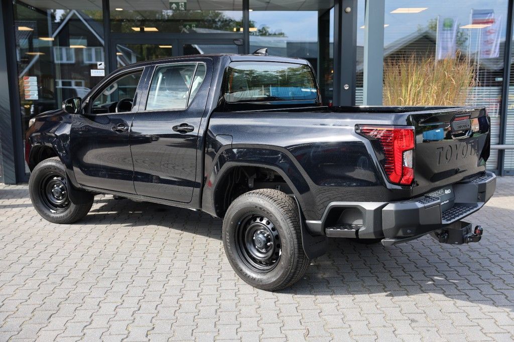 Toyota Hilux 2.8 D-4D MHEV DUBBEL CABINE ACTIVE A/T 4WD