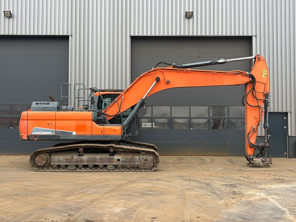 Doosan DX255LC-5