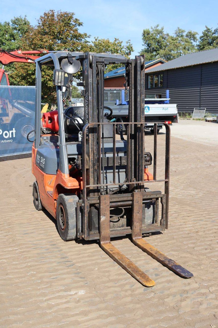 Forklift Toyota 42-7FGF15 LPG 1500kg 3.0m 1999