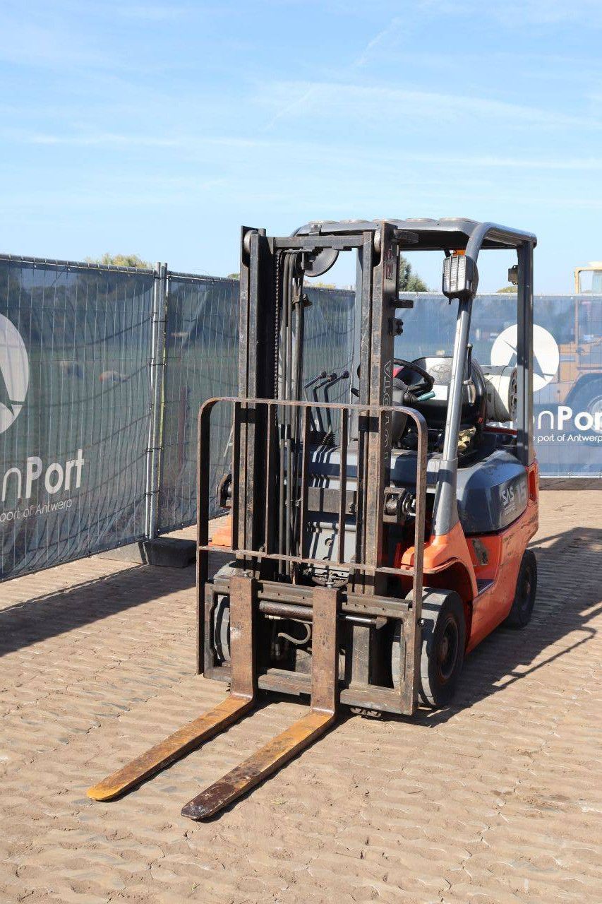 Forklift Toyota 42-7FGF15 LPG 1500kg 3.0m 1999