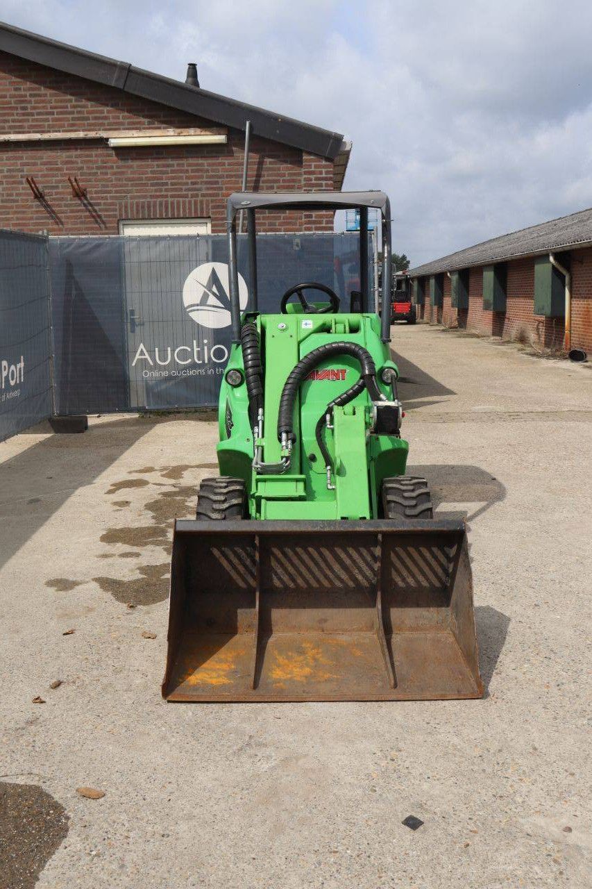 Articulated loader Avant M523EIBCT Diesel 16kW 2019