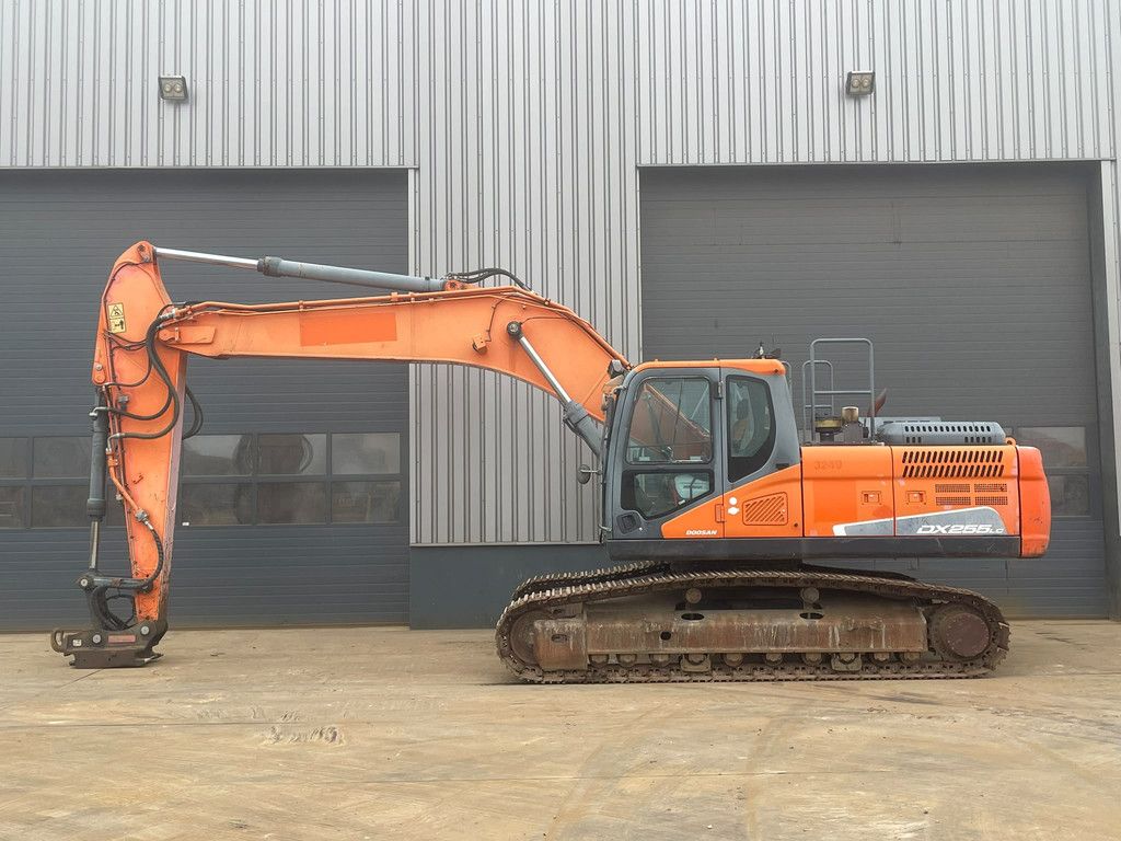Doosan DX255LC-5